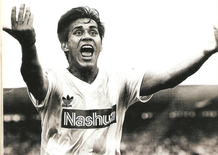 Rubén Paz: “Me quedé con ganas de meterle un gol de tiro libre a Independiente”