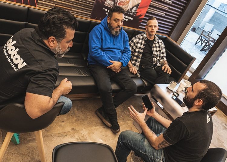 Molotov vuelve a pisar suelo argentino