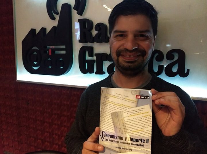 Osvaldo Jara presentó Peronismo y Deporte II