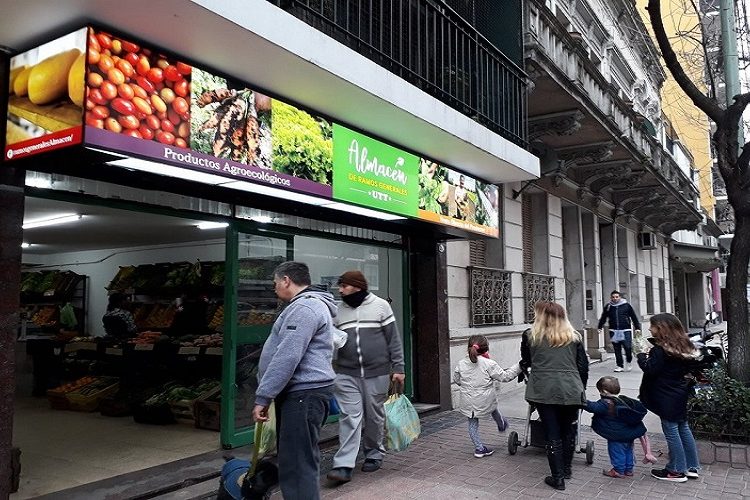 UTT abre almacen en la ciudad