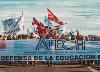 Fallecieron dos docentes de Chubut al regresar de una protesta
