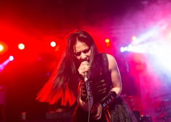 Bera⚡Rock, amigues disfrutando de grandes artistas