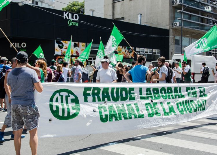 Despidos arbitrarios en el Canal de la Ciudad