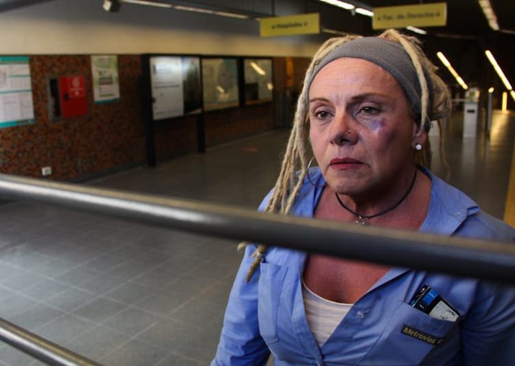 “Un periodista me preguntó que le hice al policía para que me pegara”