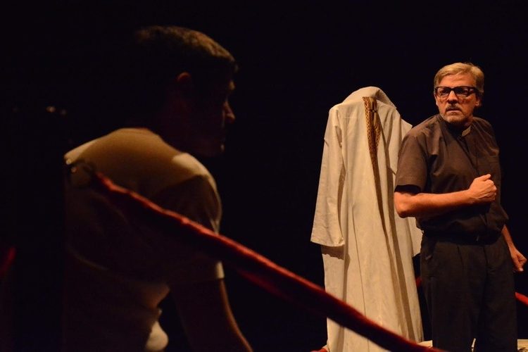 Padre Pedro; Una obra que cuestiona valores absolutos