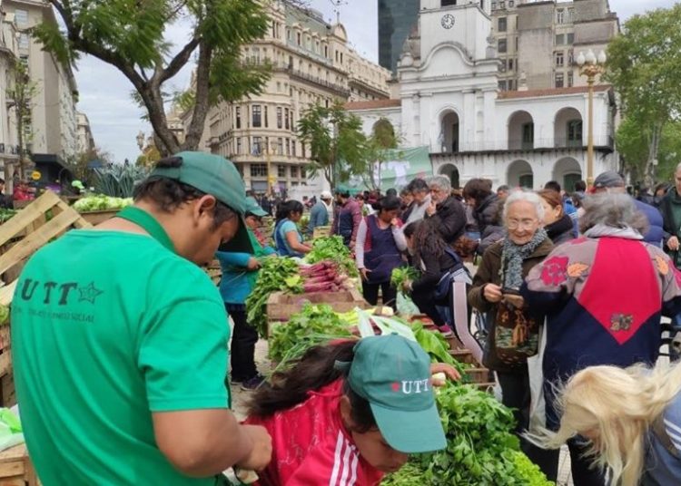 Alimentazo en Plaza de Mayo: “Por alimentos sanos a precios justos”