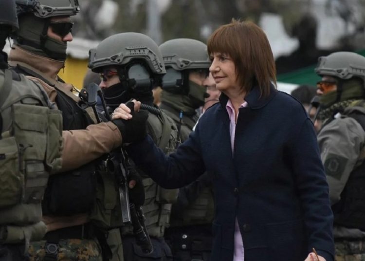 Control operacional de la vía pública como en dictadura