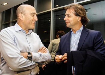 En ballotage, Uruguay elige entre dos modelos