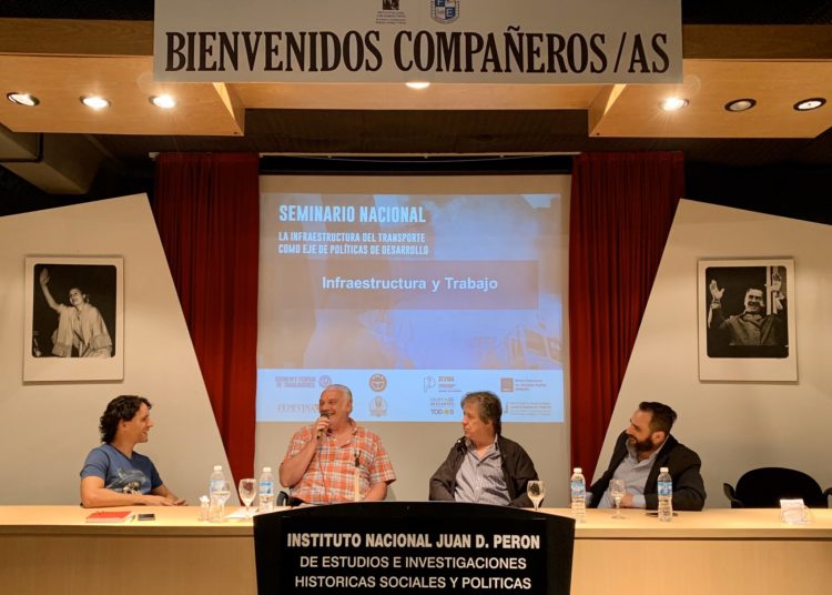 Debatir la infraestructura para el desarrollo nacional