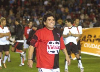 Por Diego, ¡Juremos con gloria vivir!