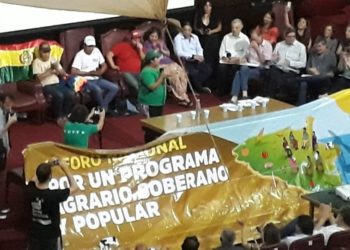 Ministros se comprometen con los 21 puntos del Foro Agrario