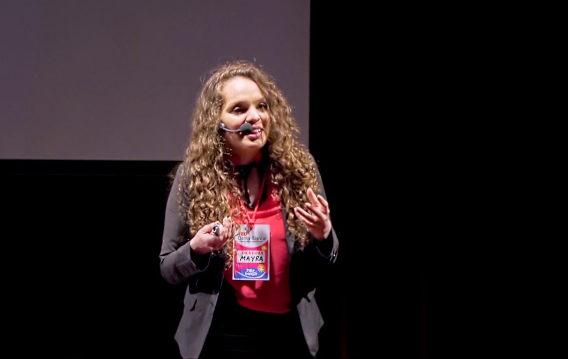 Mayra Arena. Salir de la pobreza y combatir los prejuicios sociales