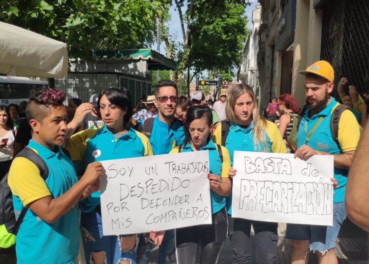 Ciudad despidió a 50 agentes de tránsito, trabajadores denuncian “precarización y persecusión”