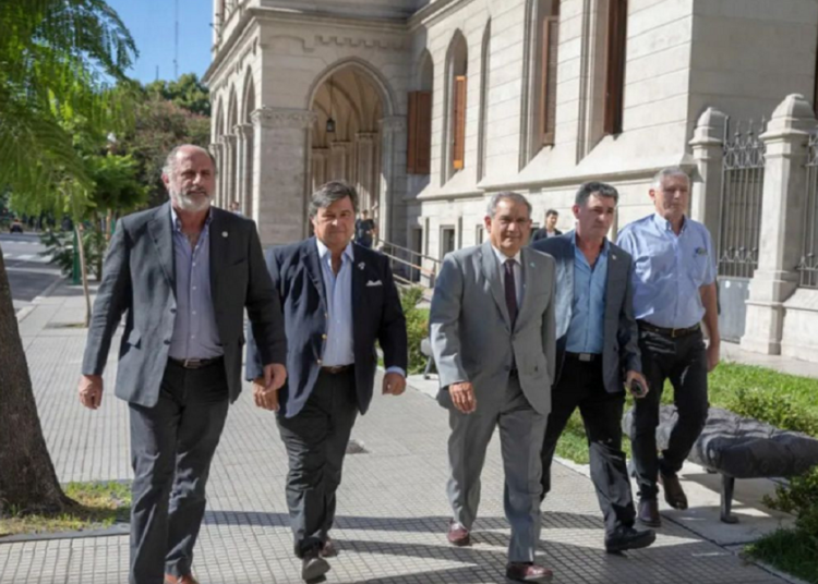 Carlos Achetoni: “Comprender la necesidad del pequeño productor”