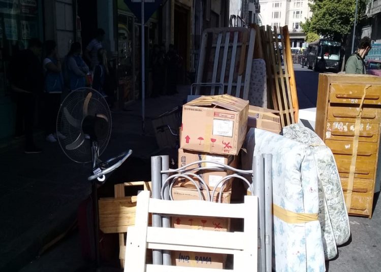 Se impone el negocio inmobiliario: 40 familias perdieron sus viviendas en dos desalojos