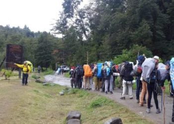 5° Marcha al Lago Escondido. El pueblo avanza, la Prefectura duda