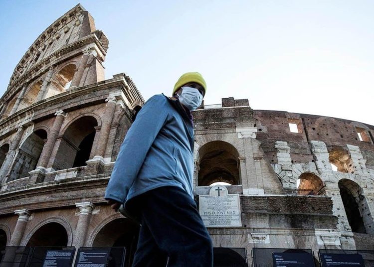 Europa. “La enfermedad está en las calles”