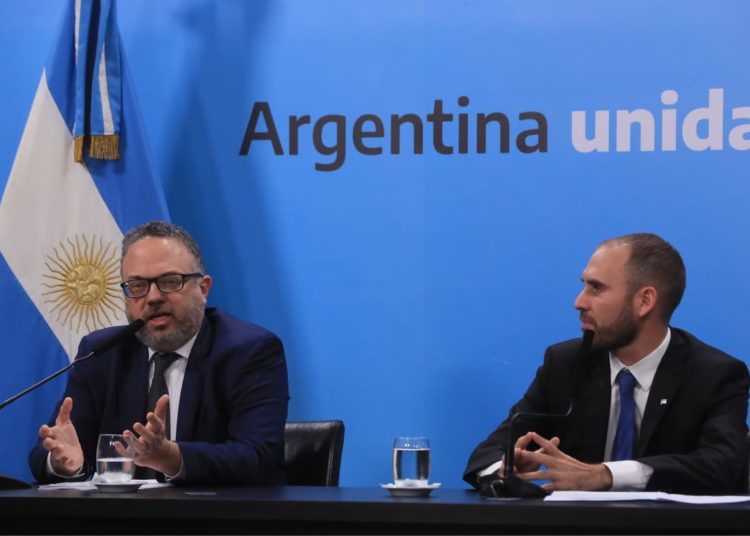 Guzmán y Kulfas. Medidas anticíclicas ante la crisis, líneas de crédito, obra pública y precios máximos