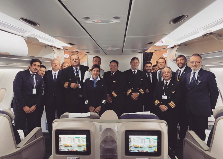 Alejandra Morelli, tripulante de cabina de AA: “No podemos dejar argentinos tirados afuera en esta situación”