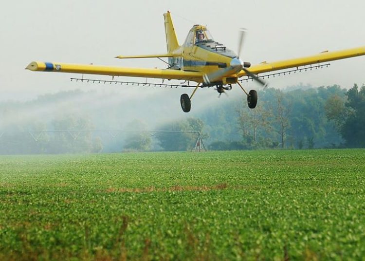 Fumigan a familias campesinas en Santiago del Estero