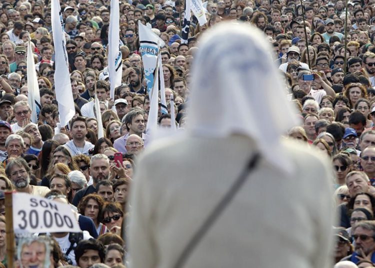 Apuntes a 44 años del golpe cívico – militar en tiempo del coronavirus