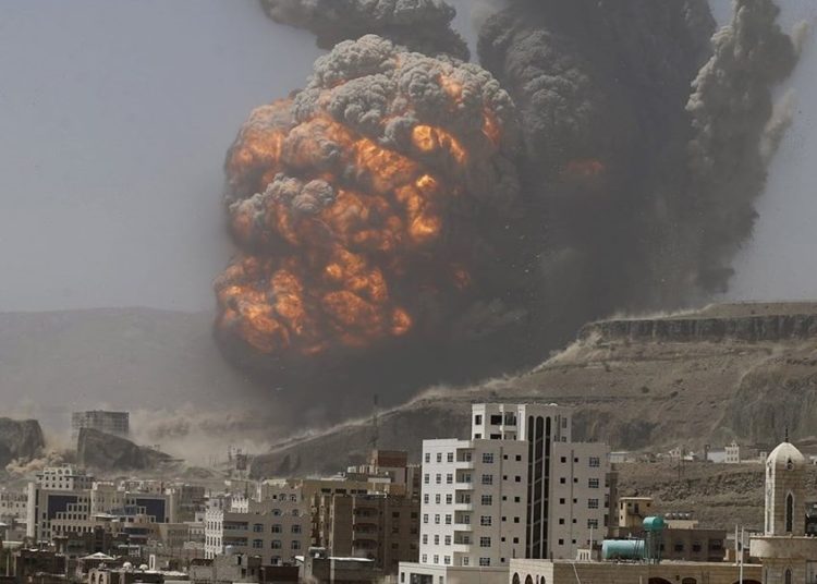 Yemen, un país devastado por sanciones y bombardeos