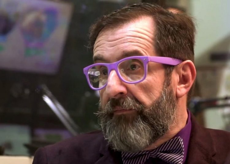 Carlos Caramello: “El mercado intenta apropiarse del dinero de la política”