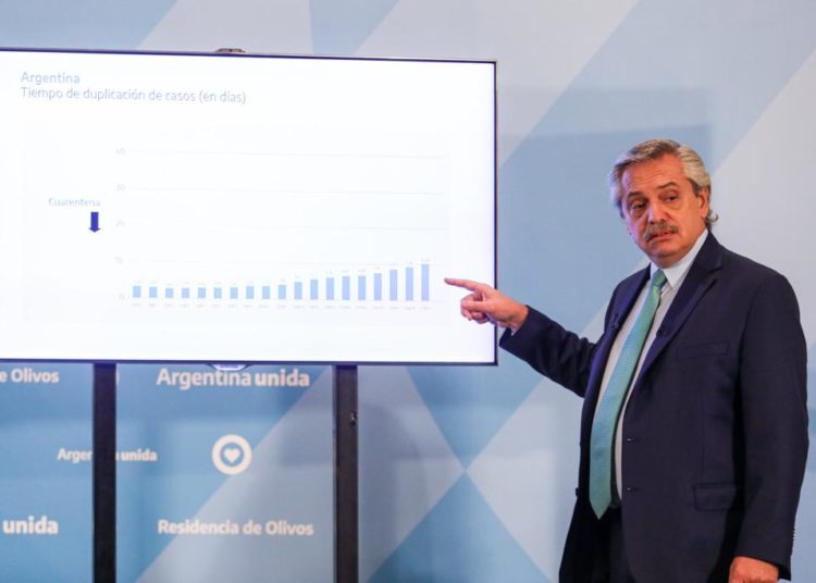 Alberto Fernández. Datos auspiciosos. Sigue la cuarentena.
