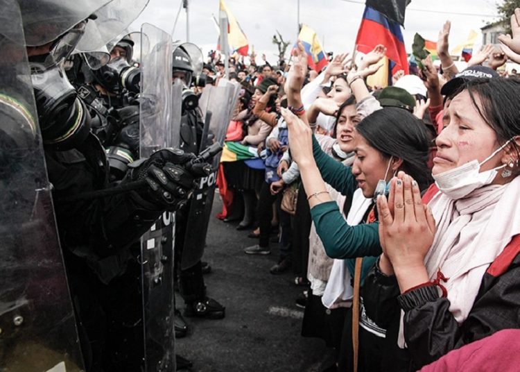 Ecuador. Colapso sanitario y crisis económica