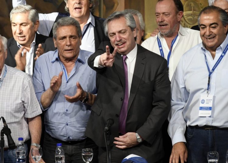 La contraofensiva opositora, el rol del Estado y el acuerdo de la CGT con la UIA