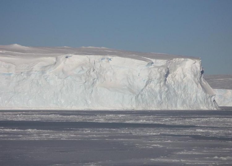 Antártida: Se partió el Iceberg más grande del mundo