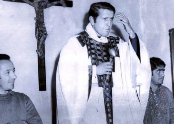 La emotiva carta de los Curas en la Opción por los Pobres al Padre Mugica