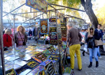 Feriantes de La Boca reclaman al GCBA “respuestas ante la imposibilidad de trabajar”