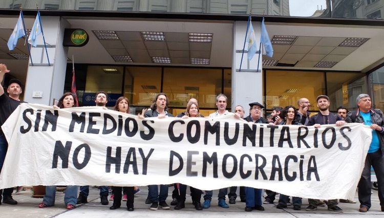 Democratizar la pauta es garantizar el pluralismo informativo