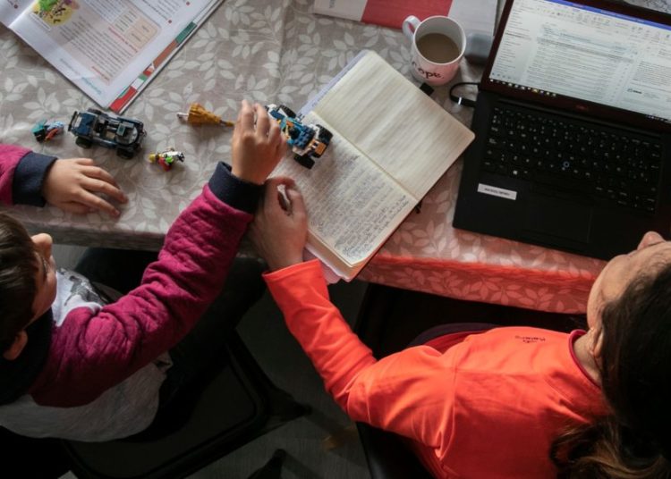 Regular el teletrabajo es garantizar trabajo decente