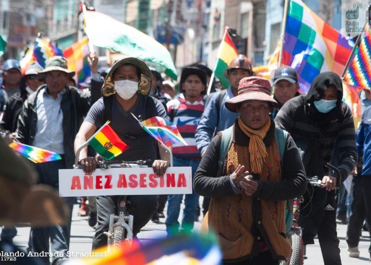 Bolivia, entre volver a ser una Democracia a seguir en una Dictadura