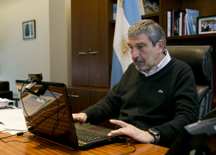 Roberto Salvarezza: “El SAOCOM 1B brinda información para prevenir incendios e inundaciones”