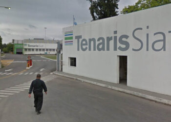 Despidos en Tenaris Siat. “El grupo Rocca usa de rehenes a los trabajadores”