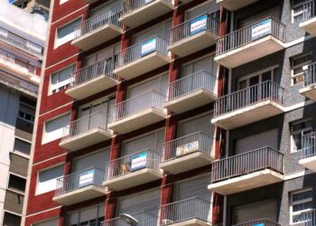 El Gobierno extenderá el congelamiento de los alquileres y la prohibición de desalojos