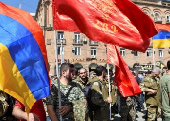 Armenia y Azerbaiyán en la línea de fuego