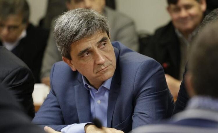 Las cláusulas que imponen los laboratorios para la Vacuna contra el coronavirus