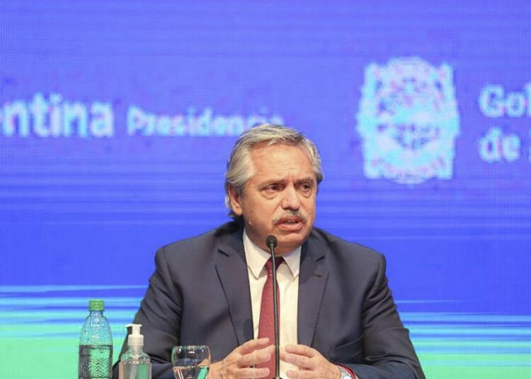 El presidente anunció la extensión del aislamiento social hasta el 8 de noviembre