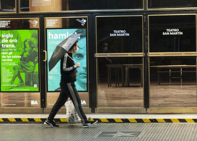 Teatro de pandemia: Cierre de salas, trabajadores en situación crítica y horizontes de apertura