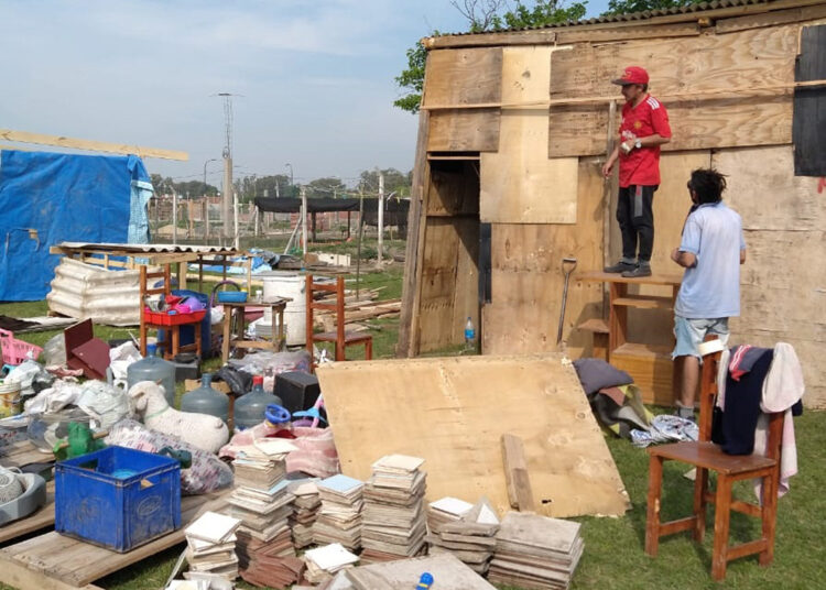 Municipio de Moreno: Resolución exitosa de toma de tierras garantizando derechos