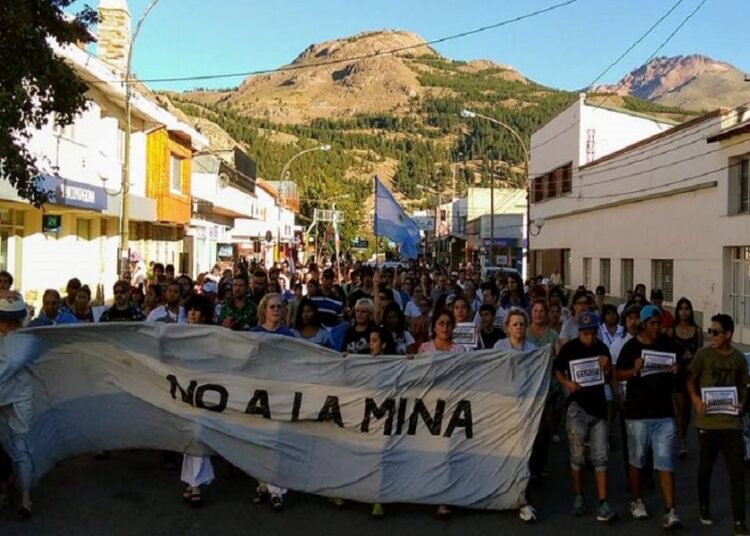 Megaminería en Chubut: Entre el lobby y la política