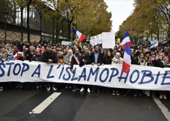 Francia: caricaturas, islamofobia y cómo debe reaccionar el mundo musulmán