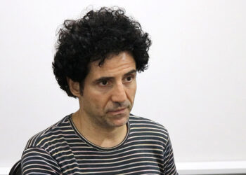 Adrián Cangi: “No hay ningún discurso crítico, no a la vacuna, sino al fenómeno de la construcción de una política común”