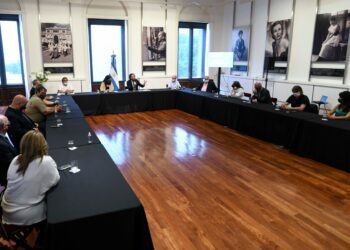 Pasarán a planta permanente a 30 mil estatales