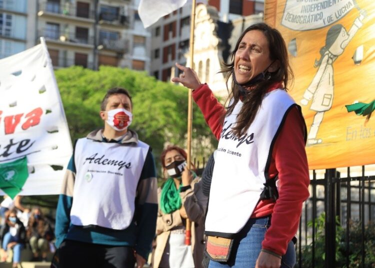 Sobre la vuelta a clases presenciales en CABA: “Son anuncios publicitarios, no tienen que ver con la realidad”