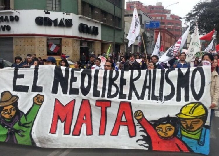 La palabra como instrumento de coloniaje o de liberación